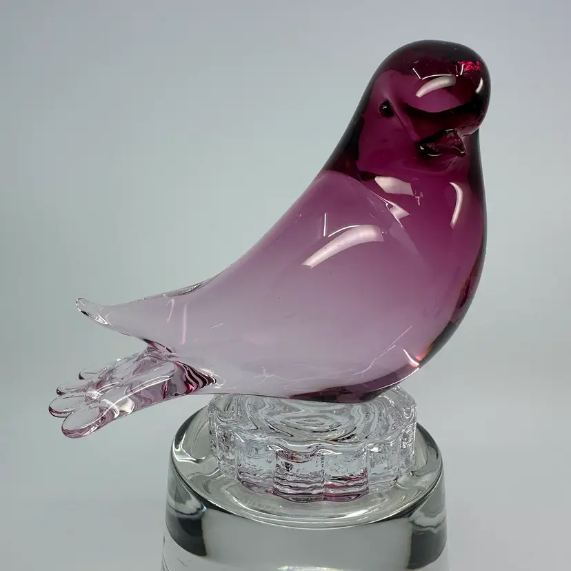 GORGEOUS Amethyst Color Art Glass Bird