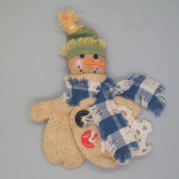 Wimpole Street Creations Li'l Snowflake Snowman Finished Magnet