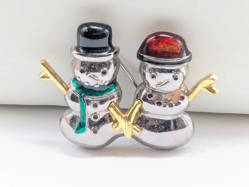 Liz Claiborne Snowman Couple Christmas Brooch Pin Silver Tone Holiday Jewelry