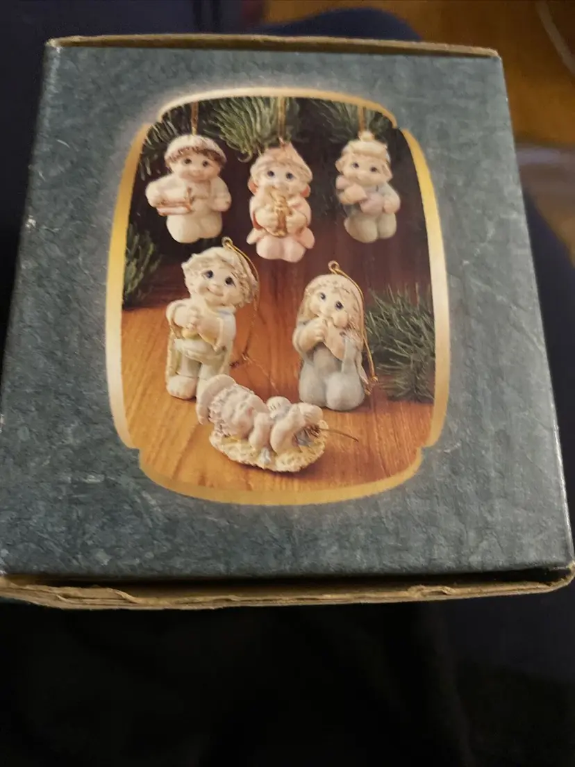 DREAMSICLES Nativity Ornaments Christmas 6pc  Polystone NEW