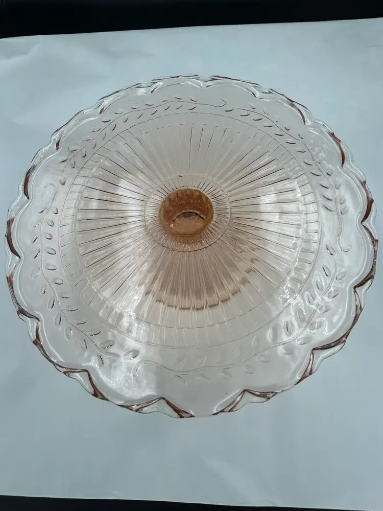 Vintage Jeanette Laurel leaf pink depression glass cake￼ Plate