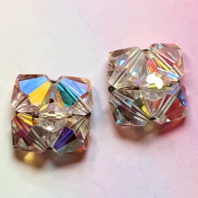 Vintage Silver Tone Cluster Brilliant Cut AB Rhinestone Clip On Earrings Chic