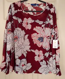 Apt 9 Size XL dark red floral print top with cami NWT