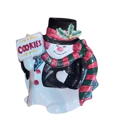 CHRISTMAS PLATE  
SNOWMAN ⛄️ COOKIES  
By Fitz and Floyd
Holiday Hosting