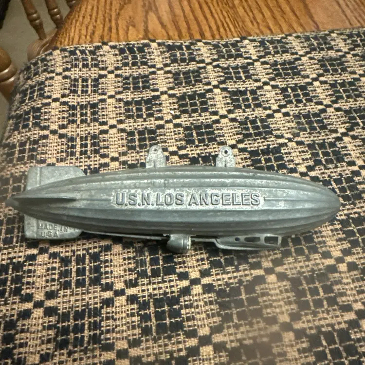 1930's Tootsie Toy U.S.N. Los Angeles Zeppelin Dirigible Airship Pot Metal Toy