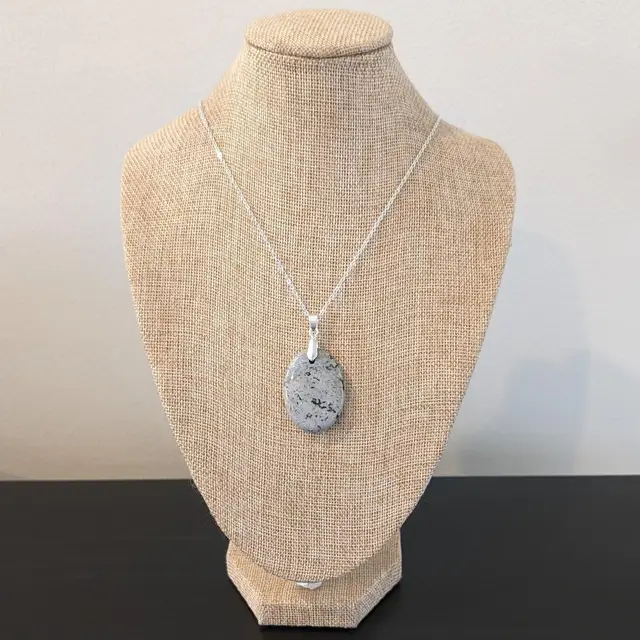 Grey Stone Necklace - Silver