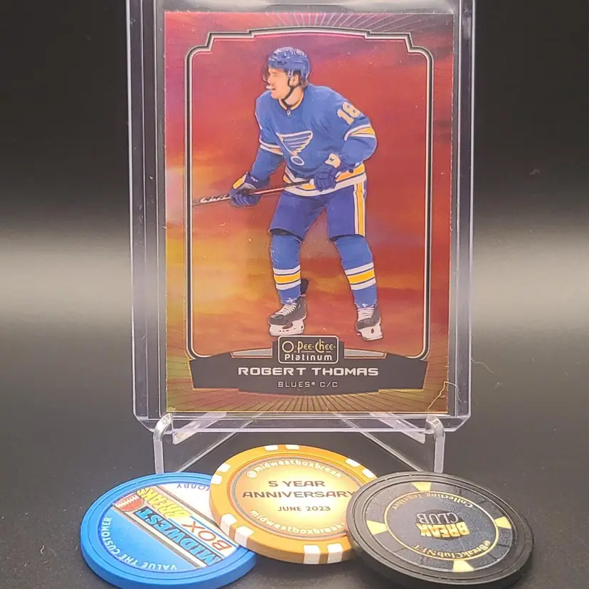 2022-23 O-Pee-Chee Platinum Robert Thomas Sunset Parallel - Card Number 211 - St Louis Blues Hockey Card
