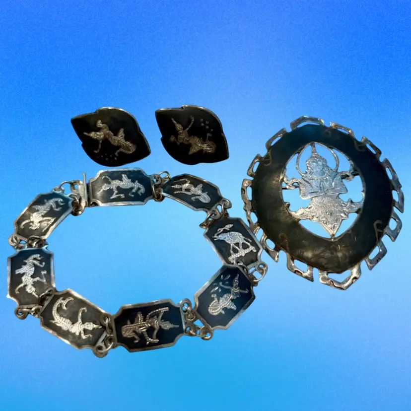 Vintage Siam Sterling Hindu Goddess Demi-Parure Set Brooch 2.5”, Bracelet 7.5” & Earrings 1”, 27g