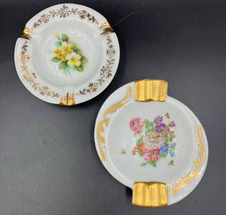 Pair Vintage Limoges France Ashtrays, Painted Flowers, Gold Trim, Excellent Cond
