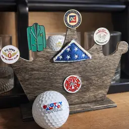 Magnetic Golf Ball Marker Display Crown Wood