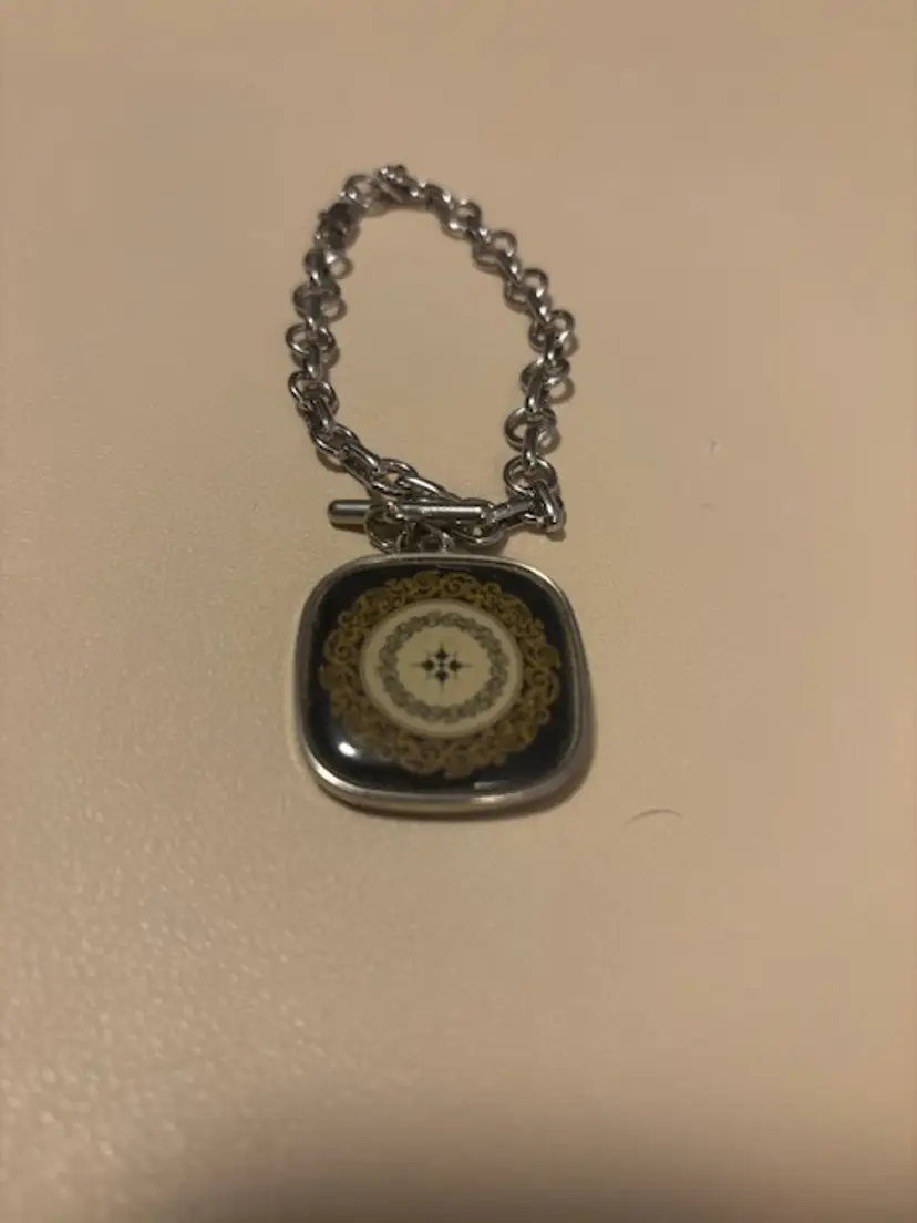 Pretty Pendant #4 Square