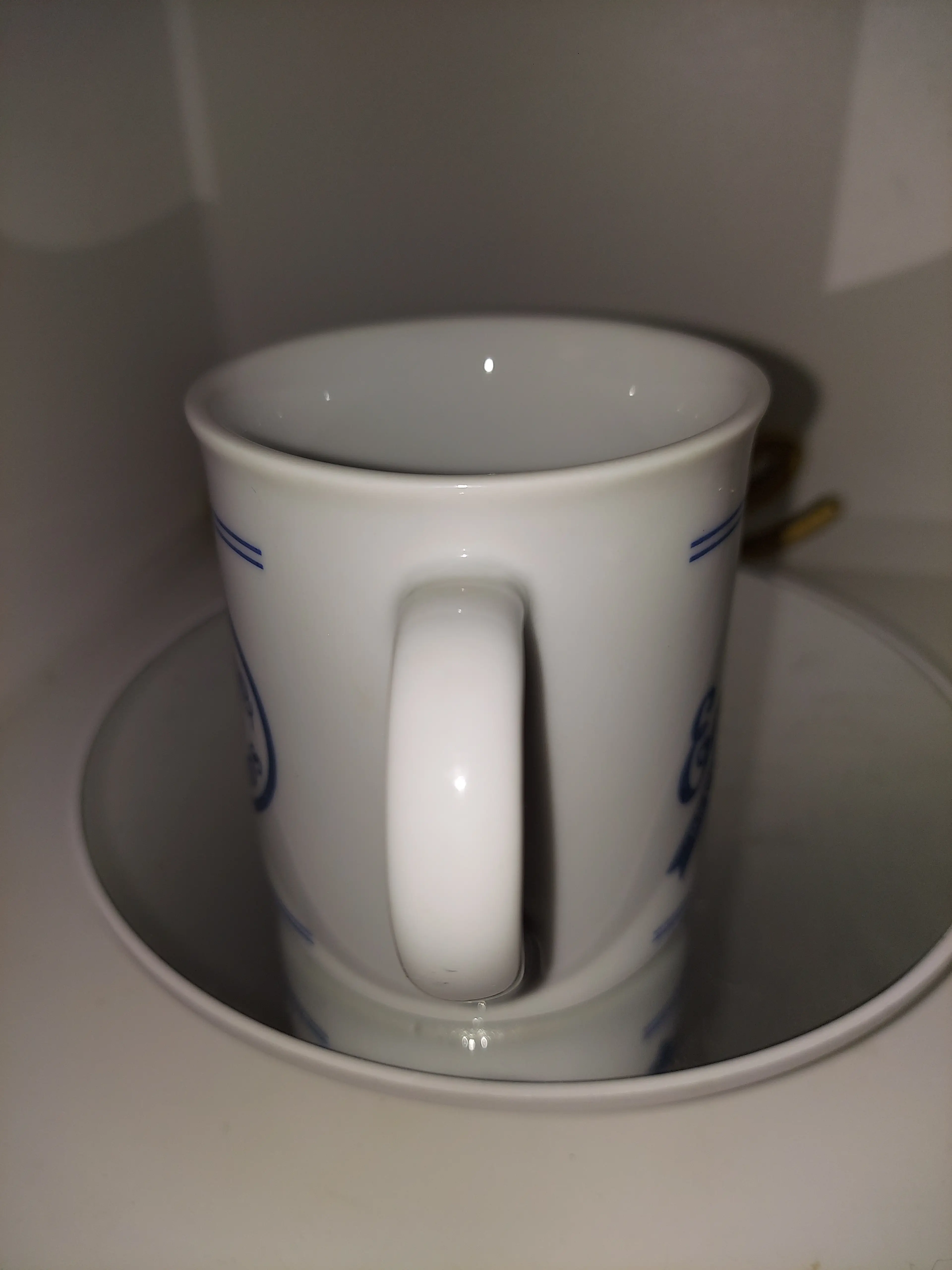 Image 2 of 8
