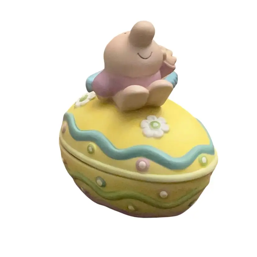 1982 Designers Collection “Spring Love” Ziggy Easter Egg Porcelain Trinket Box 4” X 4 1/8”