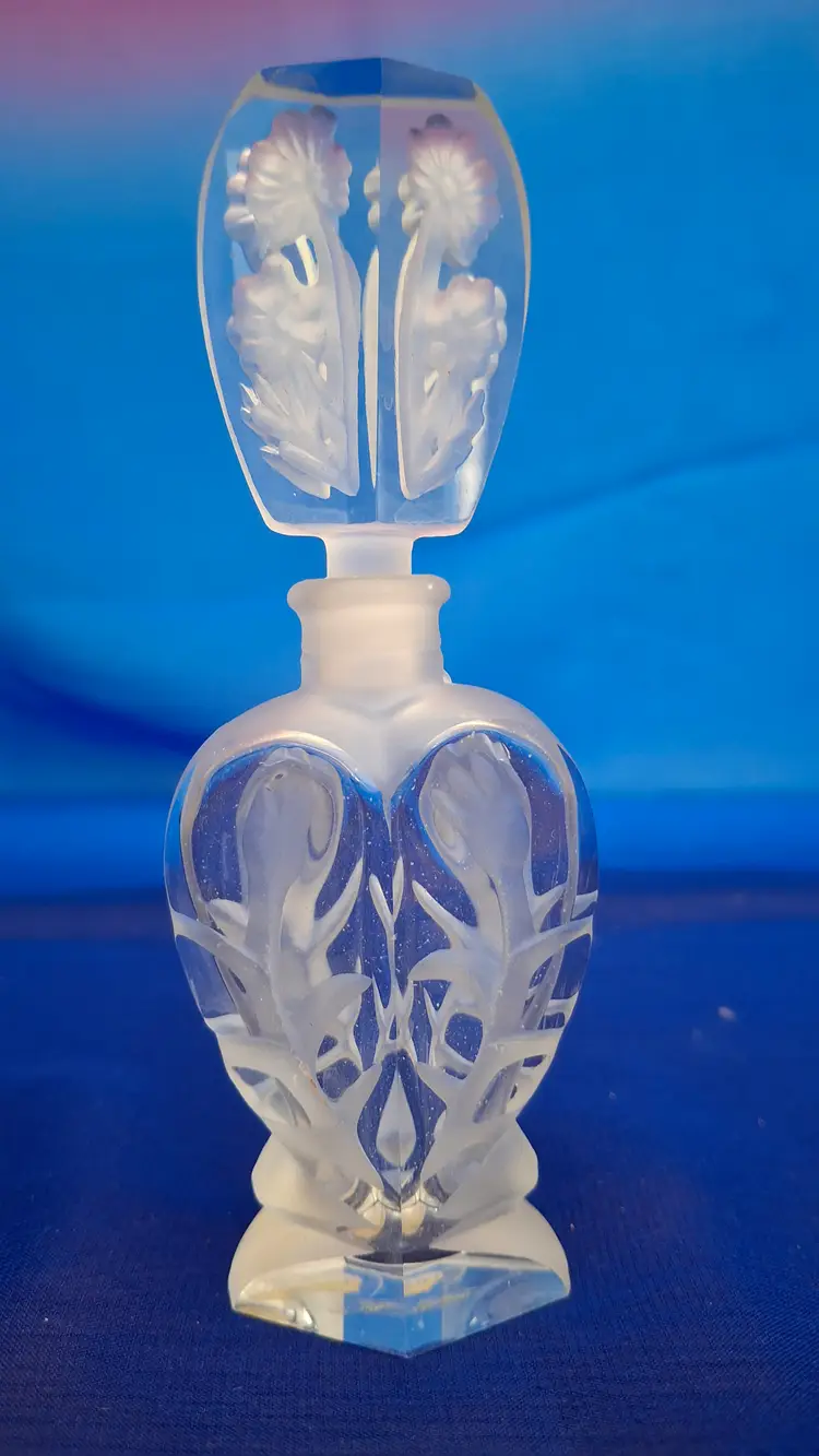 Vintage HolmSpray Crystal Perfume Bottle – Frosted Floral Stopper