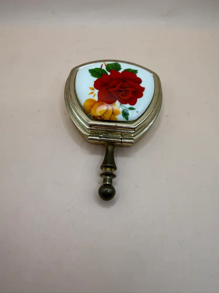 Porcelain Rosette Personal Purse Pocket Ashtray 2.5”