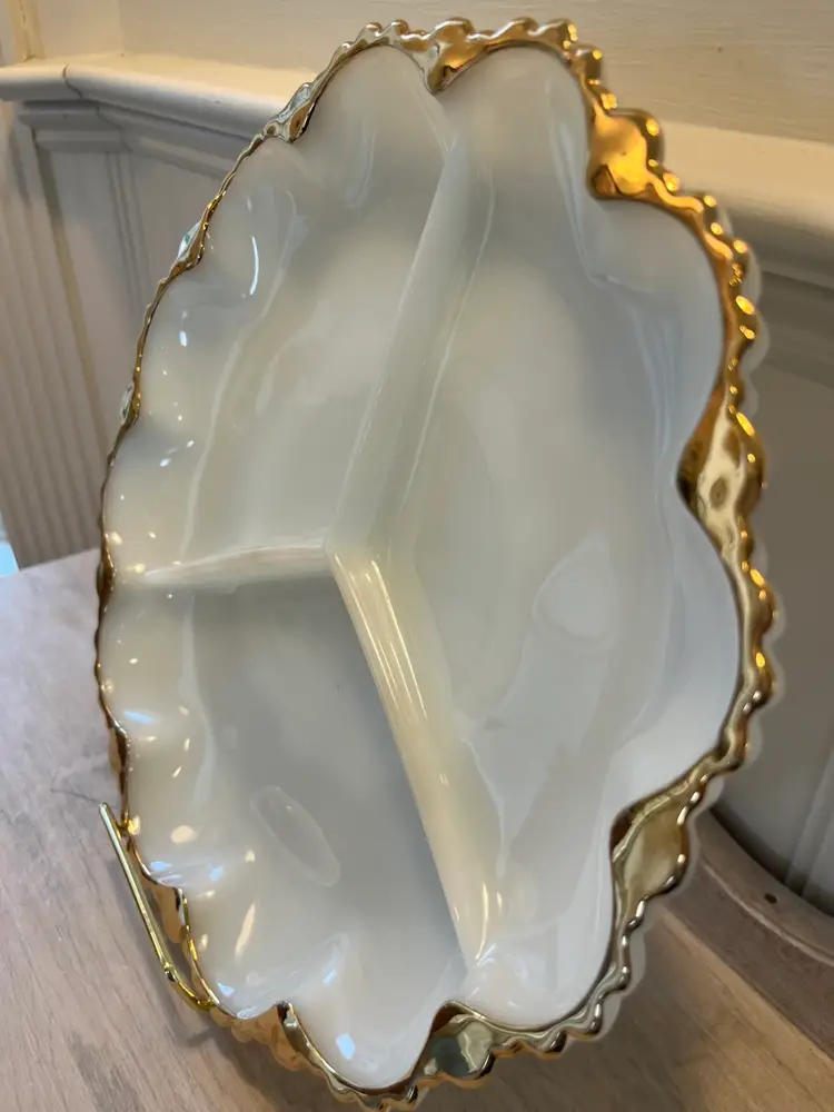 Anchor Hocking 3-part Relish Plate