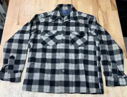 Women's Pendleton Virgin Wool Flannel Size M Made In USA