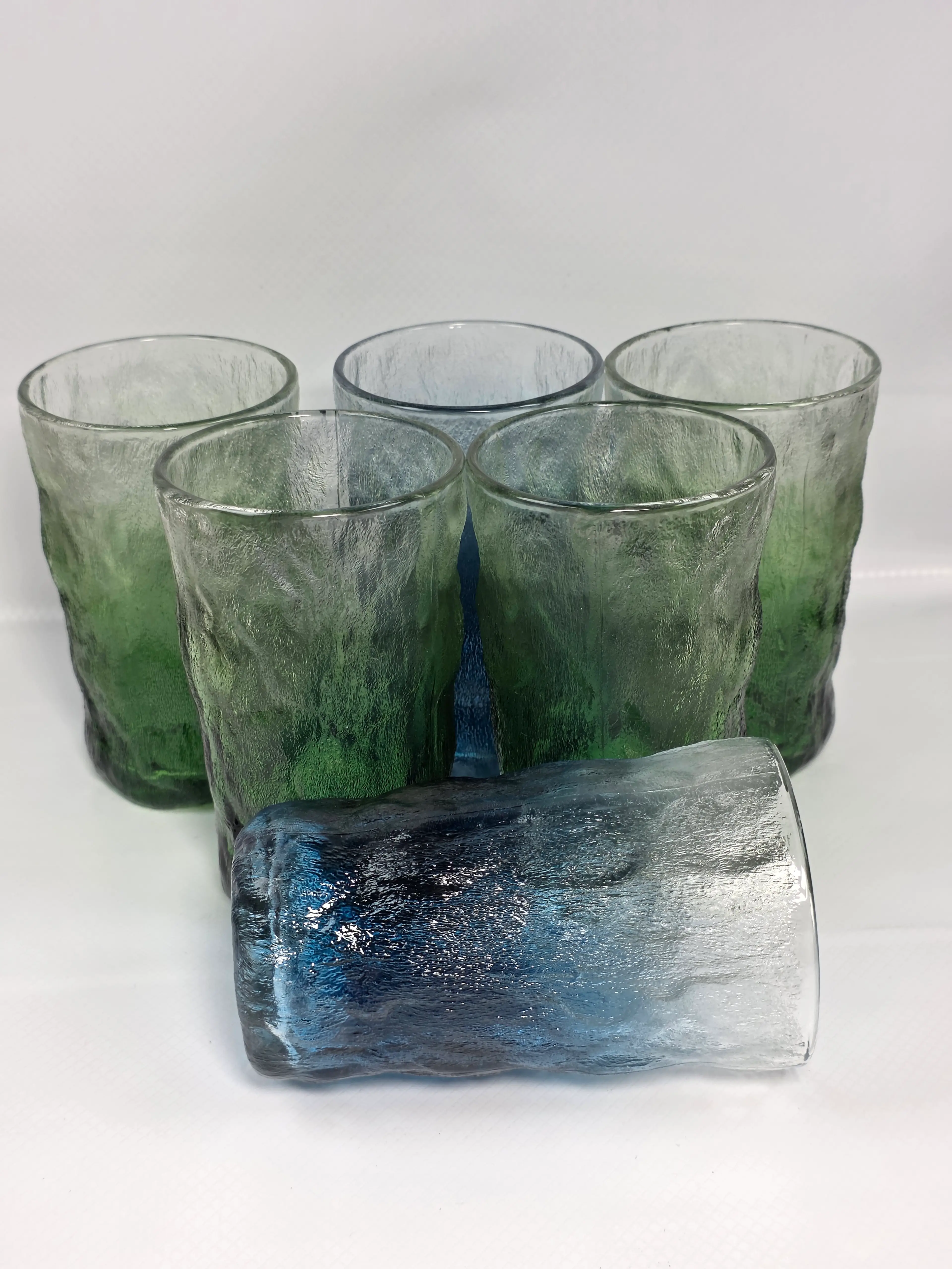 Image 4 of 7