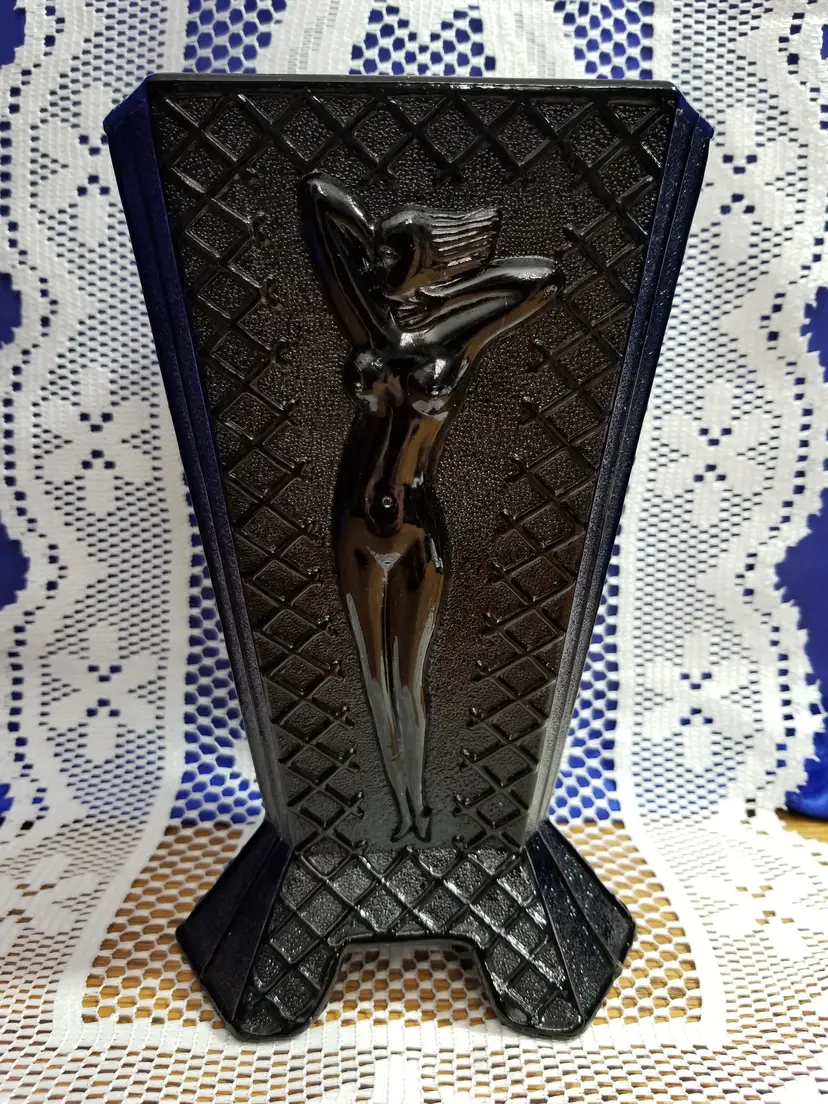 Vintage McKee Black Glass Art Deco Nude Vase
