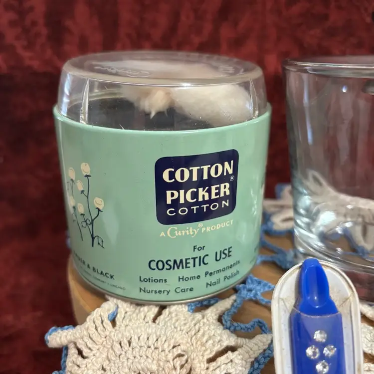 Vtg Manicure Accessories