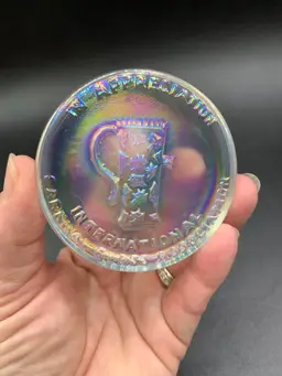 International Carnival Glass Association Collector Paperweight Joe St Clair 1975. Hard To Find (ab)