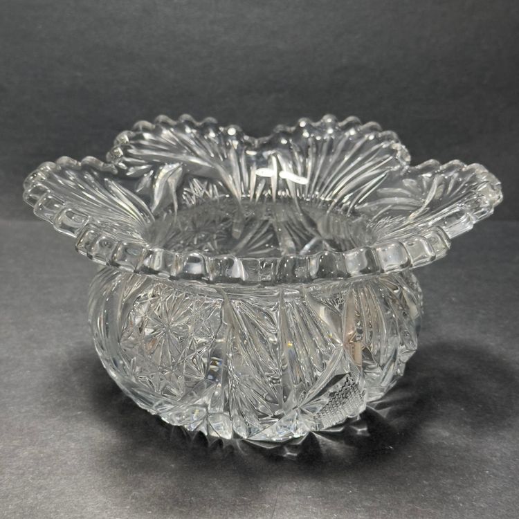 #1497 Vintage Pressed Clear Glass Bowl EAPG, Deep Cut Fan, Star Bursts And Diamond Design With Scallop Ruffled Rim Fruit Bowl Serving Dish Heavy Thick Cut Glass Sawtooth