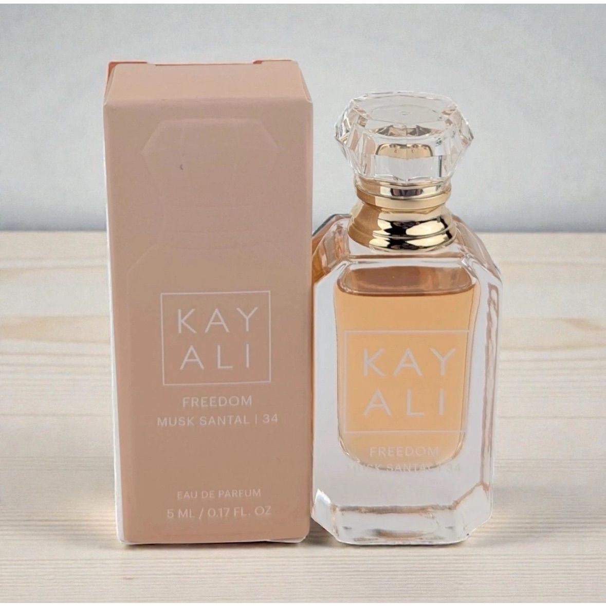 Kayali Freedom Musk Santal 34 Eau De Parfum Mini Splash 5ml/0.17