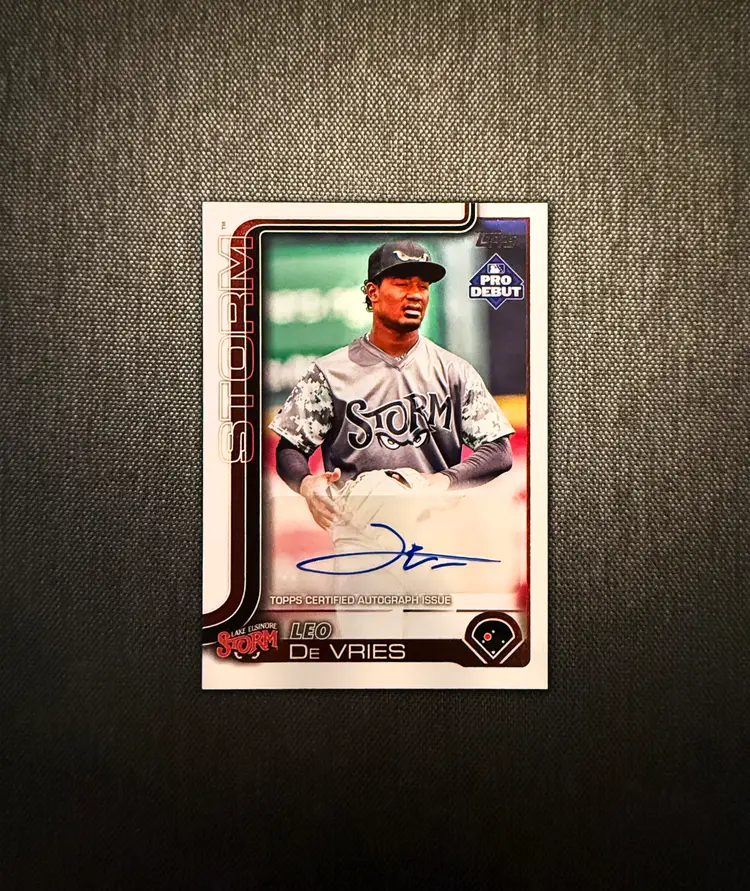 CS4 - Auc-07 / Leo De Vries - 2025 Topps Pro Debut - Autograph / #PD-17