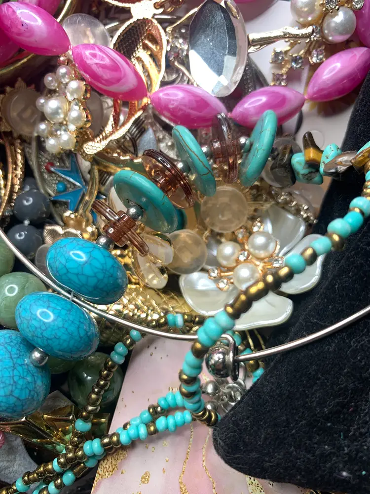 Day Two: $1.00 Starts - Vtg-Modern Costume Jewelry