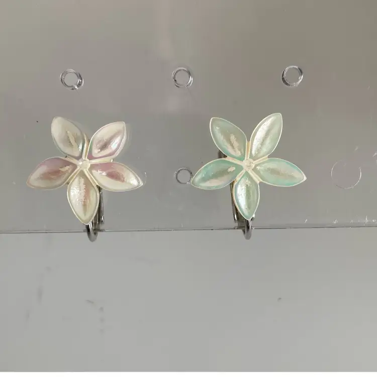 Vintage Carved Iridescent Mother Of Pearl Daisy Shaped Clip On Convertible Earrings