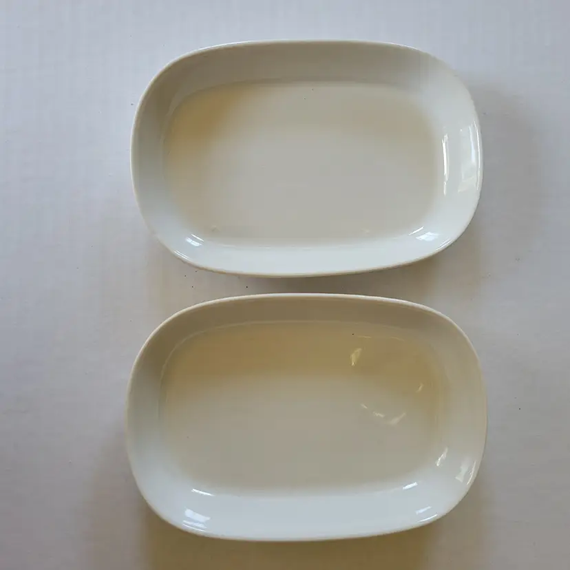 United AIRLINE Set 2 Pfaltzgraff Rectangular Snack Trays Plate Dishes 1st Class