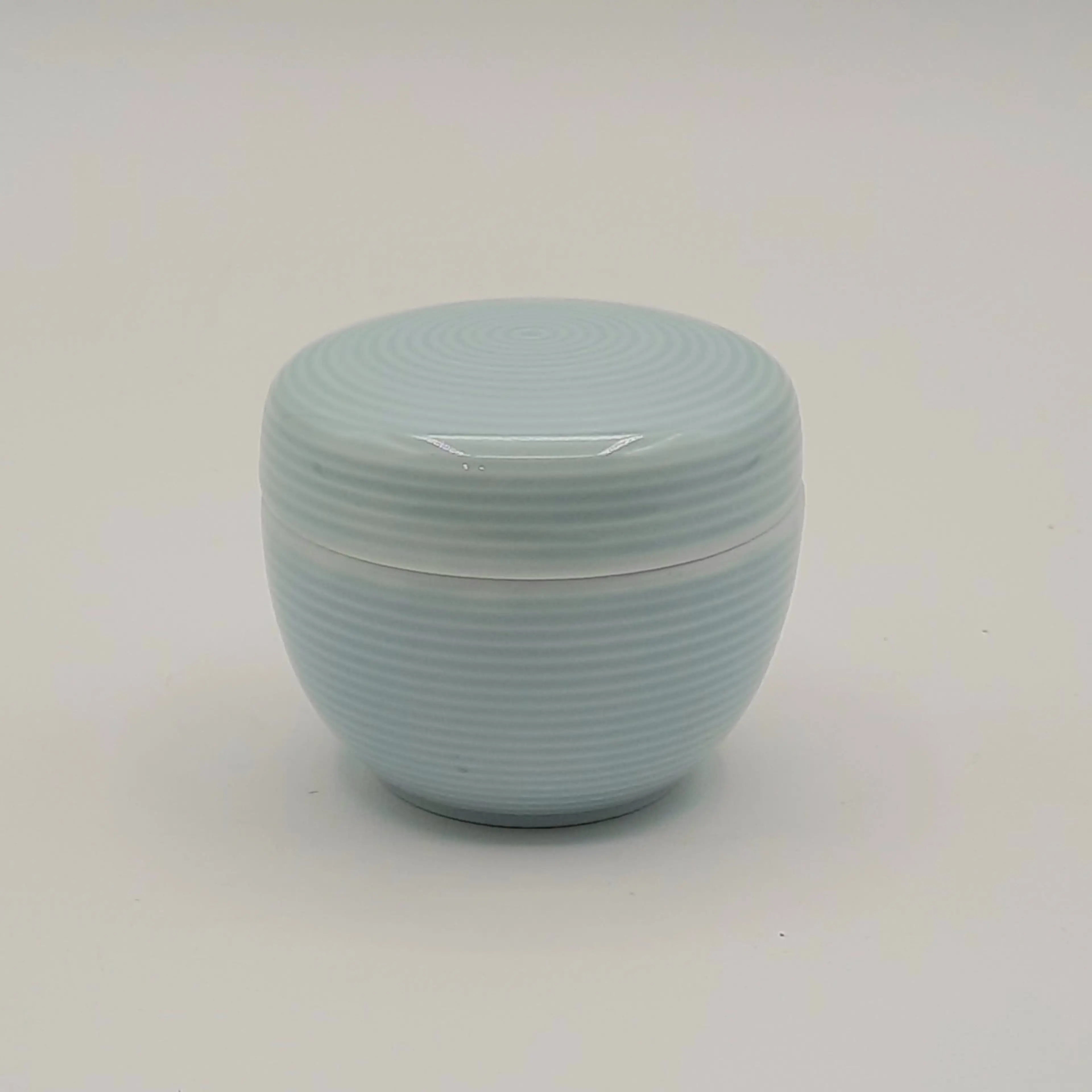 Image 2 of 7