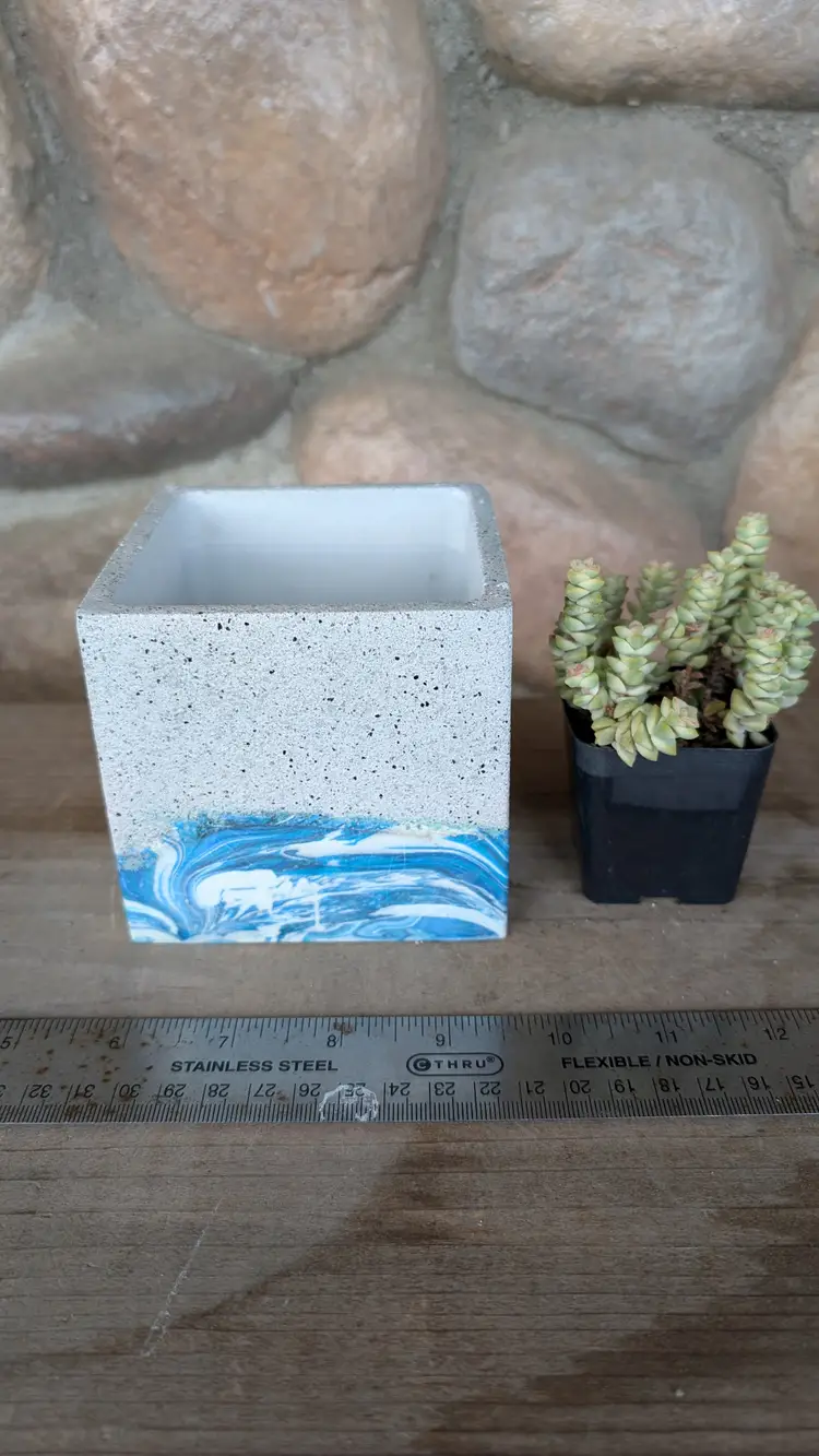 Jesmonite Pot - DUAL Blues - MD Square