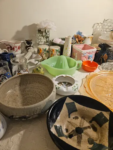 Late Night🌙 Monday- Vintage Variety 