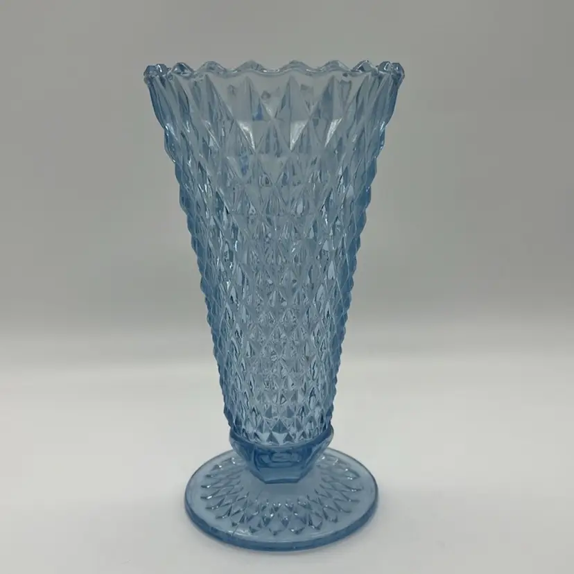 Vintage Indiana Glass Regal Blue Diamond Point 8” Vase
