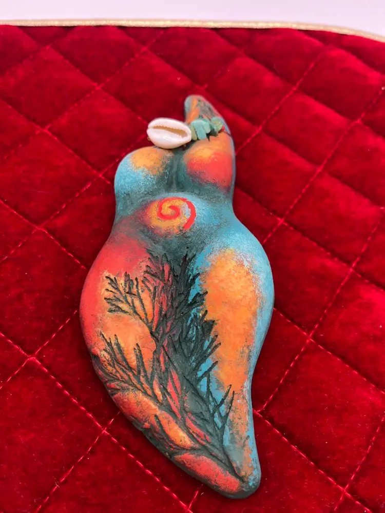 Handmade detailed Clay/Ceramic Sculpture, Mother Earth, Goddess, Divine Feminine, Fertility Art