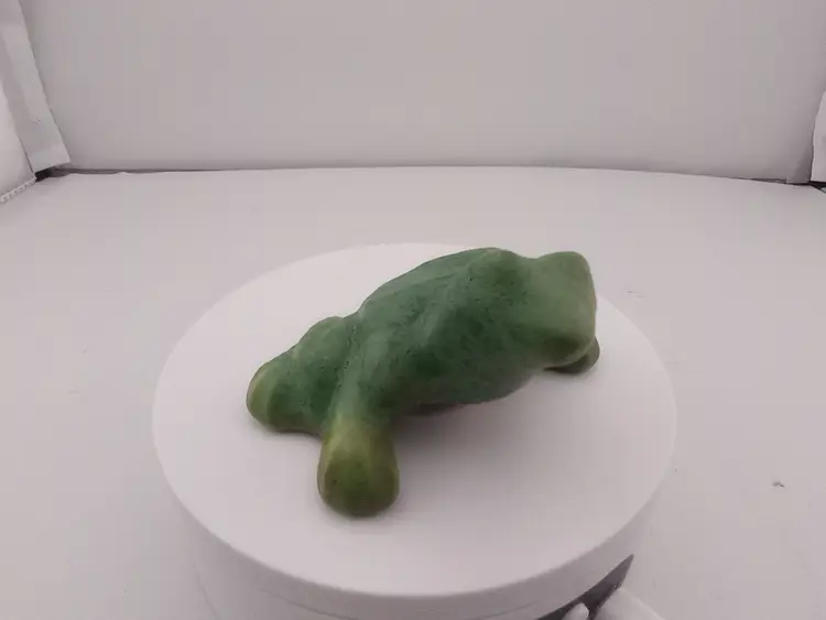 Ceramic frog paperweight