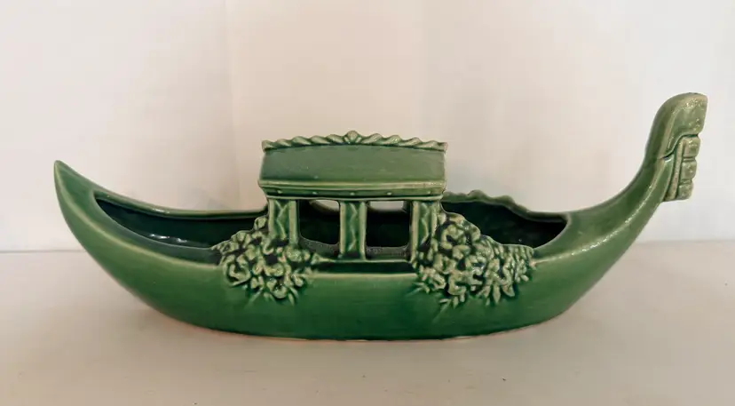 Vintage MCM McCoy Gondola Planter