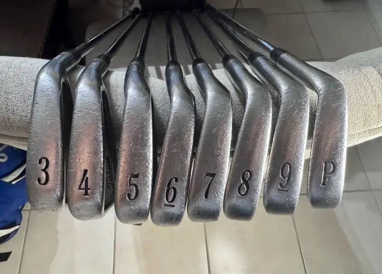 Titleist 909 H 4 Hybrid 19* Aldila Voodoo HY-S 80g S Flex Graphite Mens RH & HC