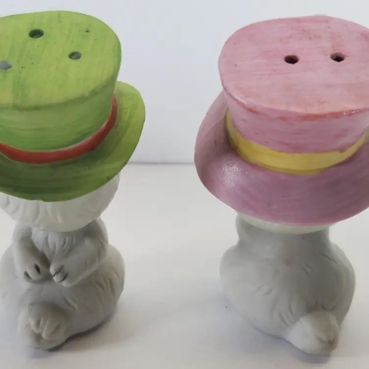 Vintage Kitschy Porcelain Bunny Easter Salt and Pepper Shakers