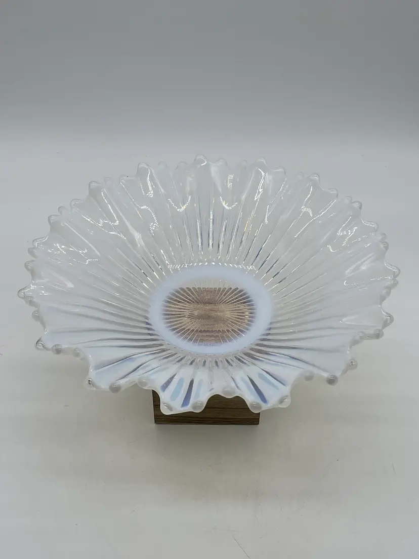 Fostoria Heirloom White Opalescent Bowl