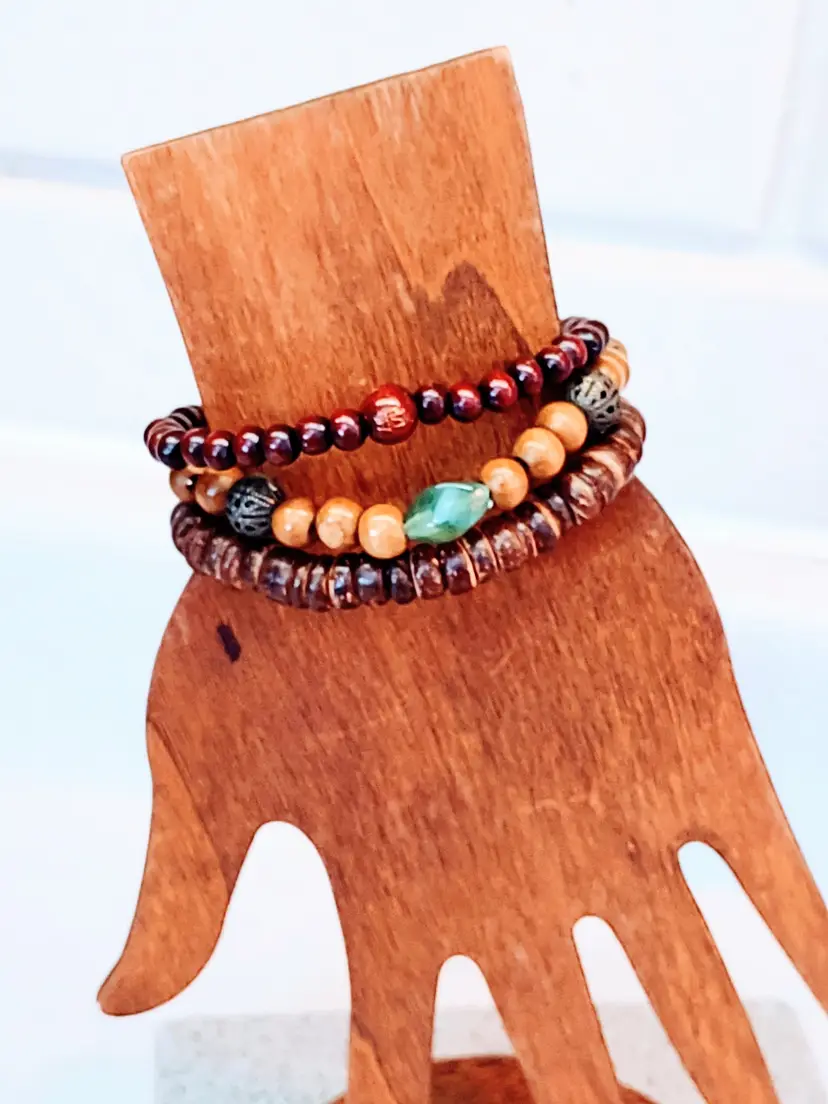 VINTAGE BRACELET SET WOOD BEAD COCONUT SHELL BEAD AND WOOD WITH AVENTURINE