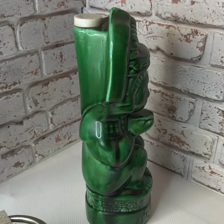 Tikki Bar Green Dude As Is