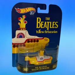 Hot Wheels 2017 Retro Entertainment The Beatles Yellow Submarine