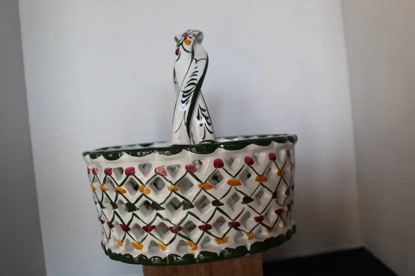 RCCL Ceramic Lattice Basket Handpainted Floral Braided Handle Portugal 406A