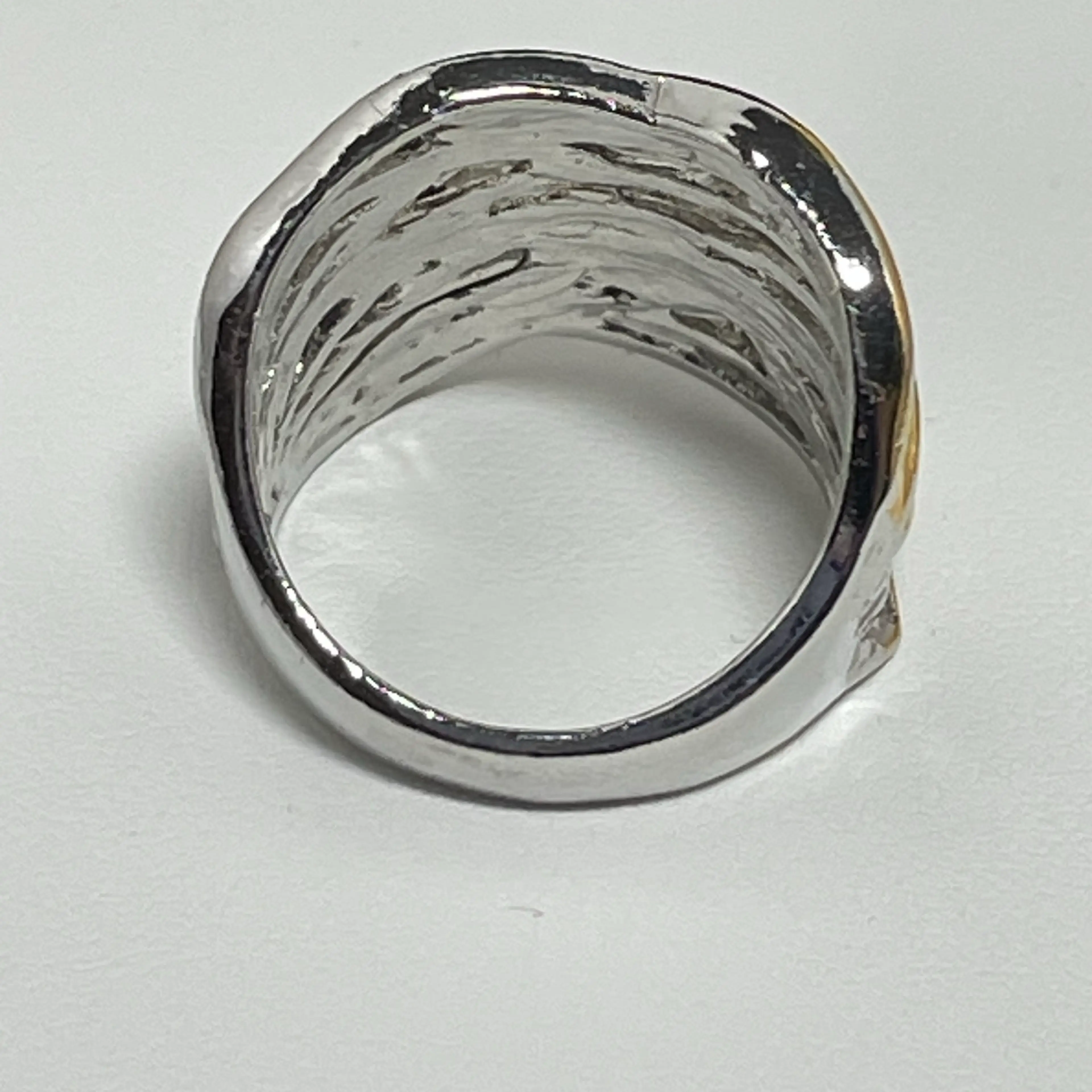 Image 2 of 6