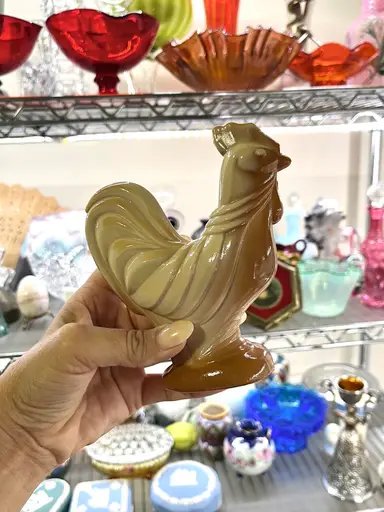 Shelves Full of Treasures🏺🤩