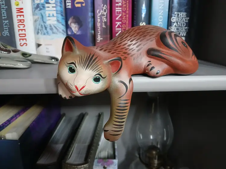 Unique Tonala Mexican Pottery Handpainted Shelf Sitter Orange Tabby Cat Signed
