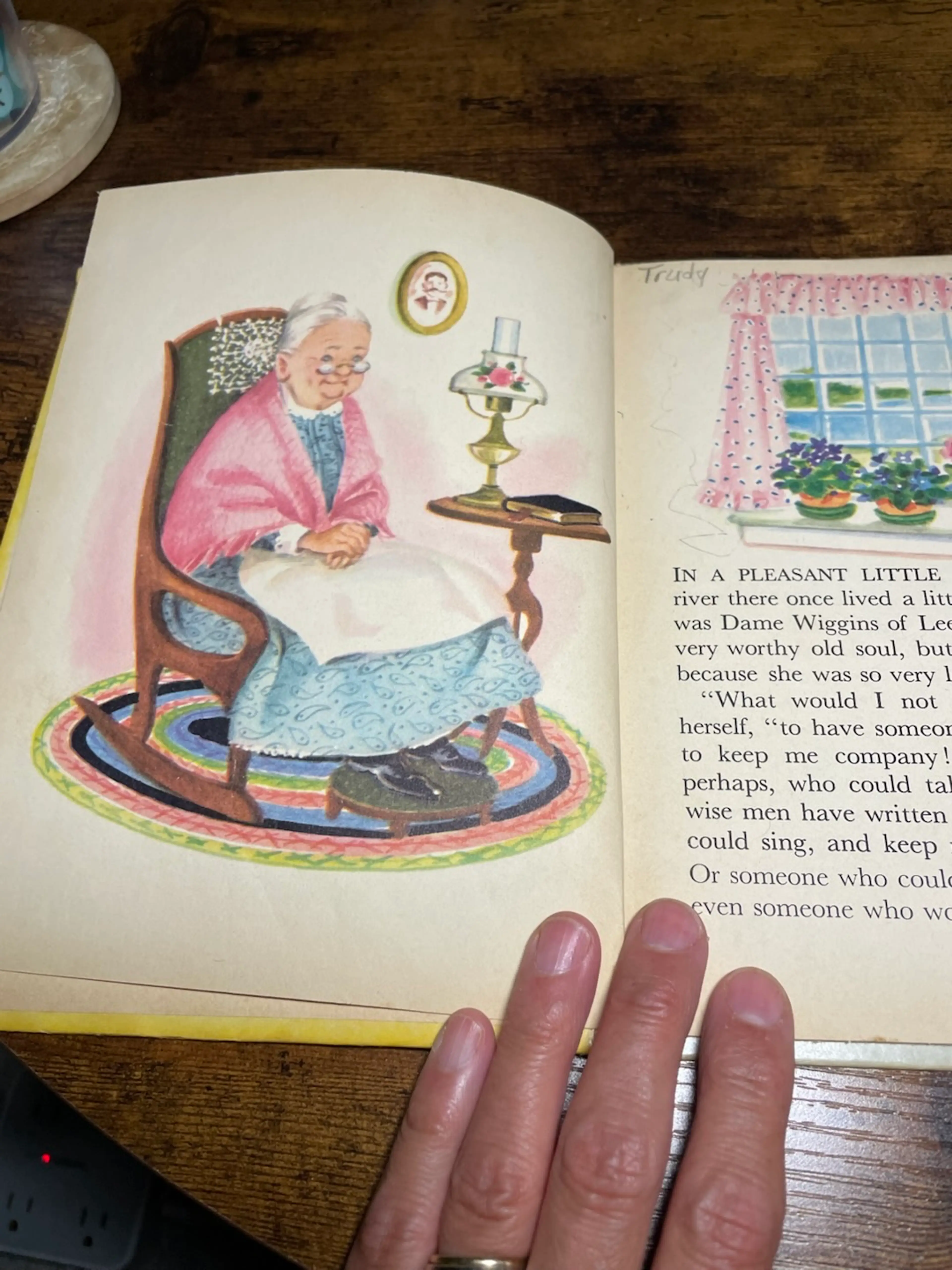 Image 4 of 11