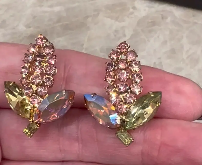 SIGNED Vintage WEISS Aurora Borealis Nevette, Baguette & Round Faceted Rhinestone Clip Back Earrings